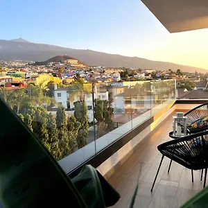 luxurious-apt-pool-terrace-with-views-to-teide.tenerifehoteles.net/